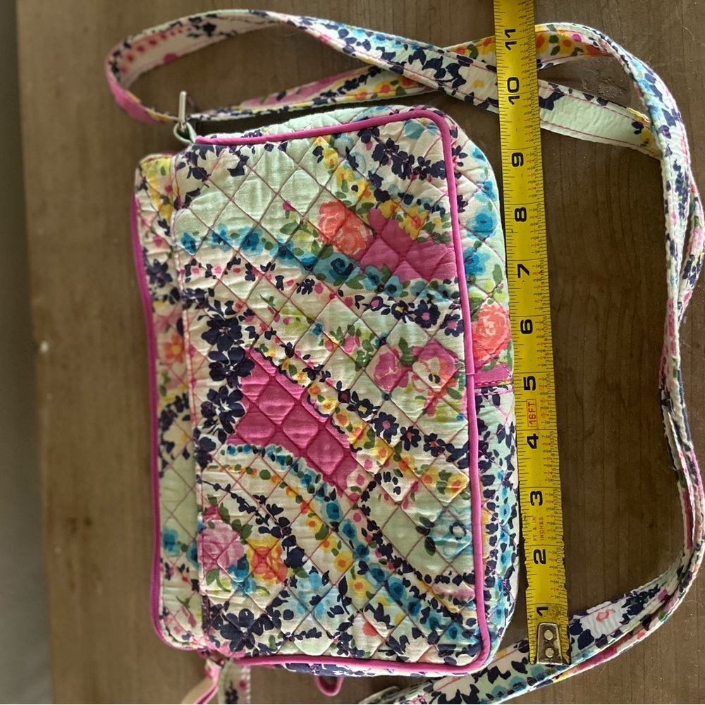 VERA BRADLEY Carson Hobo WILDFLOWER PAISLEY Shoulder Bag Purse Tote 10x6 - Picture 6 of 9